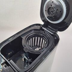 【B298】アイリスオーヤマ　全自動コーヒーメーカー　ドリップ式　通電のみ確認OKの画像