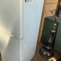 138ℓ冷蔵庫の画像