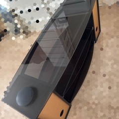 早い者勝ち！今週引き取り0円にします！ガラスのテレビ台の画像