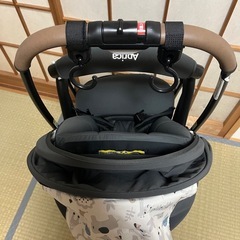 【極美品】アップリカ　ベビーカーの画像