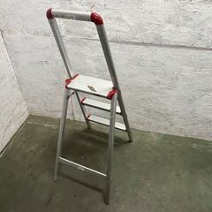 【ジモティ限定特価】 FELICE フェリス SRC-8 上わく付き踏み台 住宅用 脚立 A0531Gの画像