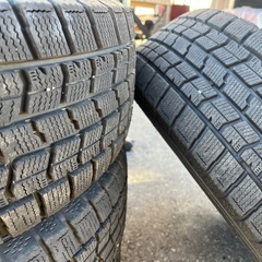 お話中　2022年製 スタッドレス グッドイヤー ICENAVI 195/65R15 4本 鉄ホイール付きの為、格安！ 4H 中古品 ③の画像