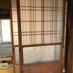 ガラス戸の画像