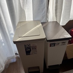 
ゴミ箱の画像