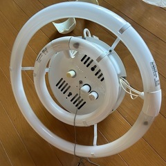 蛍光灯の画像