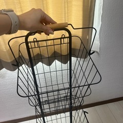 バスケットワゴン スチールの画像