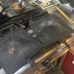 業務用イカ焼き鉄板２枚の画像