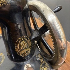 LEAD ミシン　レトロ　アンティークの画像