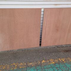 アピトン12mm合板　ハーフサイズ２枚組　910㎜×910㎜の画像