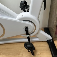 STEADY スピンバイクPlus サドルカバー付きの画像