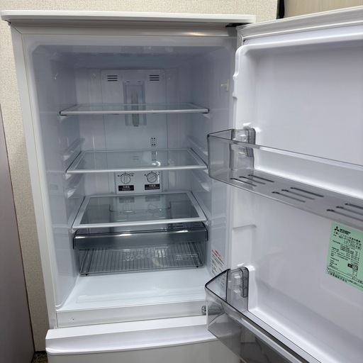 ⭐️MITSUBISHI⭐️冷凍冷蔵庫　2022年146L 美品　大阪市近郊配送無料 ⭐️MITSUBISHI⭐️ 冷凍冷蔵庫 2022年 146L 大阪市近郊配送無料