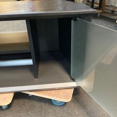 テレビ台の画像