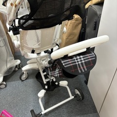 ベビーカーの画像