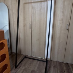 アイアン
ハンガーラックの画像