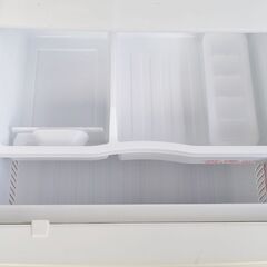 2020年 Panasonic パナソニック NR-C341C-W 冷蔵庫 Cタイプ ピュアホワイト 3ドア 右開きタイプ 335L ノンフロン冷蔵庫の画像
