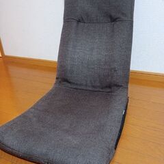 リクライニング座椅子＋おまけでトイレットペーパー8ロール（希望者）の画像