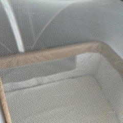 Oqhvup ベビーベッド 高さ調整可能　カーキの画像