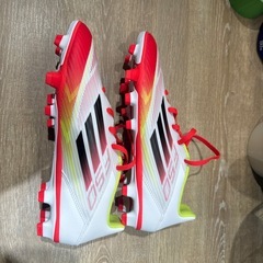 サッカースパイク（26.0cm）　アディダスの画像