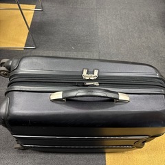 キャリーケースの画像