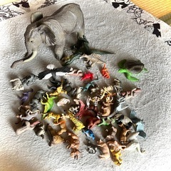 動物＆恐竜フィギュアセットの画像