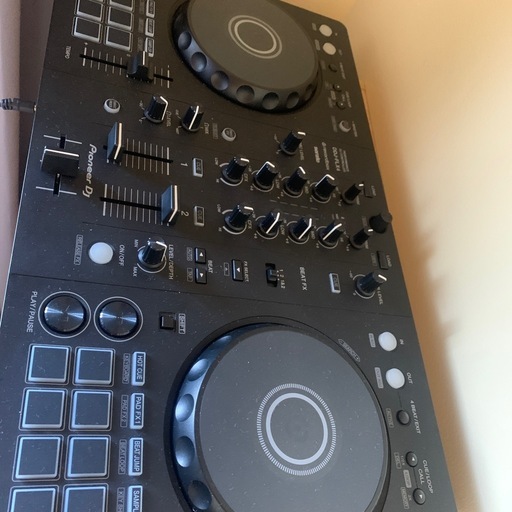 DJターンテーブル人気機種モデルDDJ FLX4
