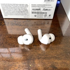 Air pods pro 2 箱(完品) おまけ付きの画像