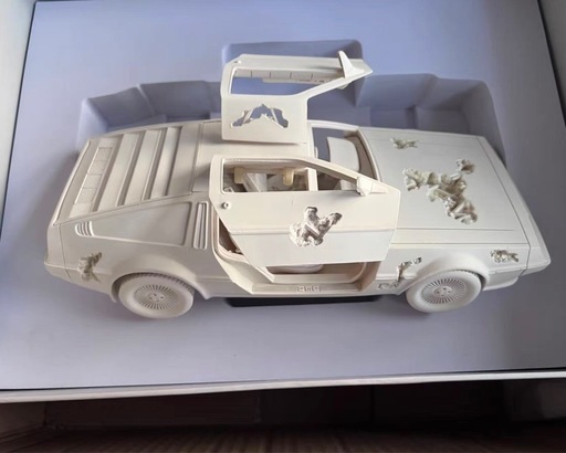 フィギュア Daniel Arsham ERODED DELOREAN Figure (Edition of 500)