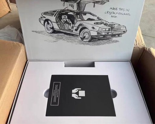 おもちゃ Daniel Arsham ERODED DELOREAN Figure (Edition of 500)