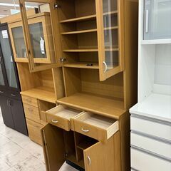 リユースのサカイ栃木店★ジモティ割あり★  食器棚 ベージュ W80×D44×H195 クリーニング済み TC10881の画像