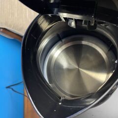 フジライフ ワンプッシュオープン電気ケトル 1.2L BK F-1260の画像