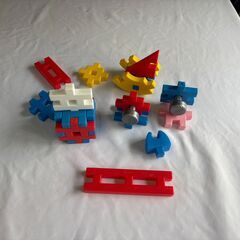 組み立て型おもちゃの画像