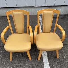 NITORI ニトリダイニングテーブルNコレクション　回転チェア2脚の画像