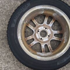 ヨコハマ　アイスガード　スタッドレスタイヤ　ホイール　１５インチ　4本セット　傷や汚れあり　バリ山　中古の画像