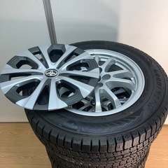 スタッドレスタイヤ 195/65R15 4本セット　の画像