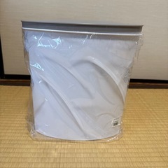 【未使用】ニトリ・米びつ5kg用の画像