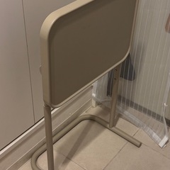 サイドてーテーブルの画像