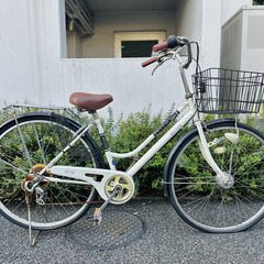 自転車 2台 (2台ともタイヤはパンクして、修理費2万円前後)の画像