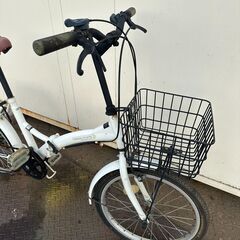 折りたたみ自転車　カゴ付き　ギア付き　自転車　チャリ　の画像