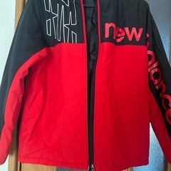NEW BALANCE ジャケットの画像