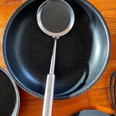鍋と網
の画像