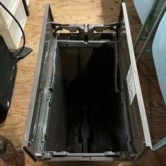 ダストボックス🗑️両開きペダル式ゴミ箱幅22cm奥行き42.1cm高さ48.1cm分類容器分別黒の画像