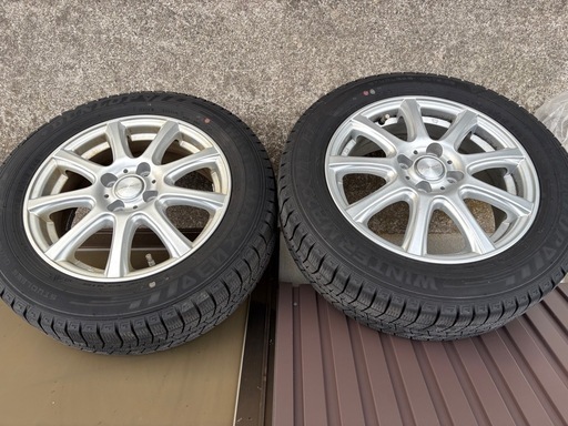 スタッドレスタイヤ　175/65R15