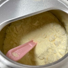 E赤ちゃん ミルク缶の画像