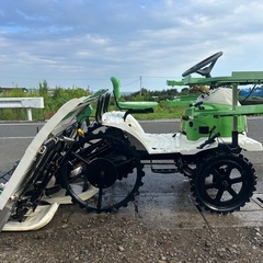 ヤンマー　田植機 パワステ 4条植え  Pes-1 　4馬力　歩っとハンドル　4条　乗用型　田んぼ　水田　ガソリン　田植え機　農機具　宮崎　簡易始動動画ありの画像