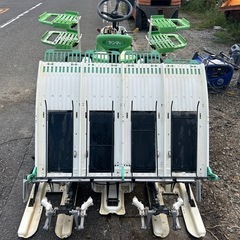 ヤンマー　田植機 パワステ 4条植え  Pes-1 　4馬力　歩っとハンドル　4条　乗用型　田んぼ　水田　ガソリン　田植え機　農機具　宮崎　簡易始動動画ありの画像