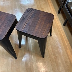 【リサイクル市場エコ伊川谷】イオンスタイル ヴィンテージウッドスツール 2脚【取りに来られる方限定】の画像