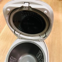 炊飯器の画像