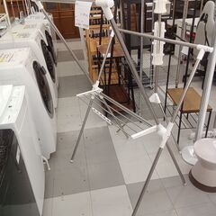 ★リユースのサカイ千葉中央店★  洗濯物干し  H146×D65×W89 クリーニング済み TC4798の画像
