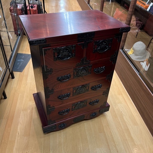 【リサイクル市場エコ伊川谷】飛鳥工芸家具 ケヤキ欅箪笥 車箪笥 車タンス 【取りに来られる方限定】 W68/D44/H96cm