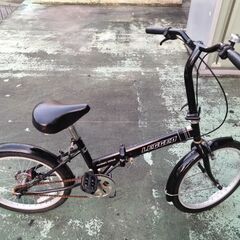 折りたたみ自転車の画像